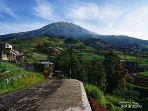 Sungguh, Nepal Van Java Secantik Itu! Sungguh, Nepal Van Java Secantik Itu!