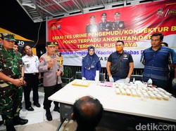 Kapolri Cek Terminal Purabaya, Pastikan Kesehatan Sopir dan Kelaikan Bus