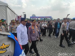 Kapolri hingga Menhub Cek Kesiapan Bus Mudik Gratis Polri Presisi