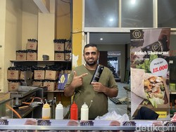 Di Pasar Ampel Ada Kebab Asli Syria yang Rasanya Autentik