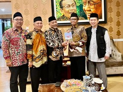 Mahfud ke PKS: Jangan Ajak Cawapres Luar Parpol tapi Koalisi Pecah