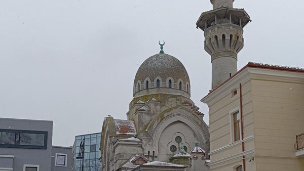 Potret Masjid Constanta: Didirikan Raja Rumania, Diarsiteki Seorang Nasrani