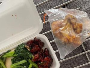 Tanya Harga Nasi Ayamnya Sampai Rp 167 Ribu, Pelanggan Ini Malah Dibentak Tanya Harga Nasi Ayamnya Sampai Rp 167 Ribu, Pelanggan Ini Malah Dibentak