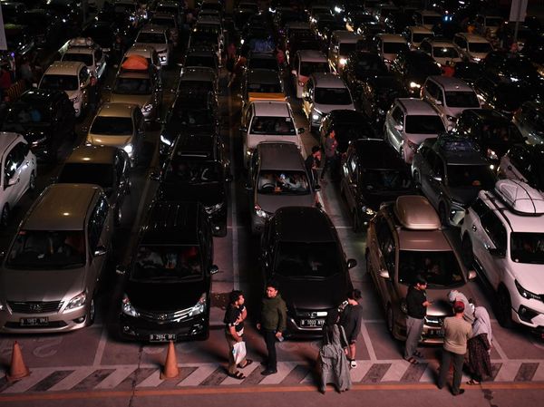 Pelabuhan Merak dan Ciwandan Dipadati Pemudik, Begini Potretnya!