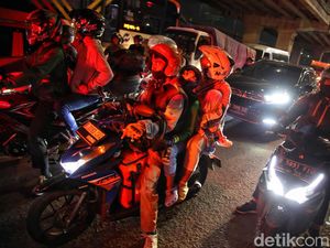 Dear Pemudik, Ini Risiko Bawa Bayi Mudik Naik Motor Dear Pemudik, Ini Risiko Bawa Bayi Mudik Naik Motor