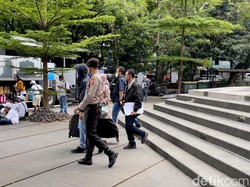 KPK Datangi Lagi Balai Kota Bandung, Kini Bawa Pulang Koper Hitam