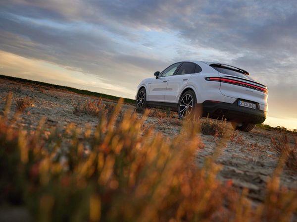 Porsche Cayenne Terbaru Makin Mewah dan Makin Ngebut!