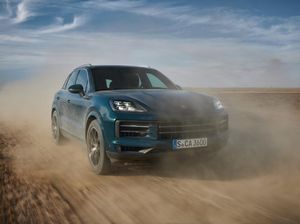 Porsche Cayenne Terbaru Makin Ciamik Aja Nih! Porsche Cayenne Terbaru Makin Ciamik Aja Nih!