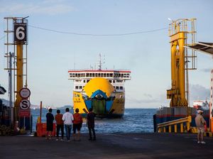 Tiket Feri Dijual Full Online, Nggak Bisa Beli di Pelabuhan