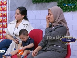 Perlakuan Keluarga Raffi-Nagita Slavina Bikin Sus Rini Menangis
