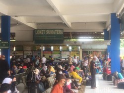 Cerita Pemudik Tolak Tiket Pesawat demi Rasakan Serunya Mudik Naik Bus