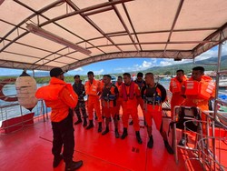 Kapal Nelayan Mati Mesin di Tengah Laut, Angkut 12 Pemudik