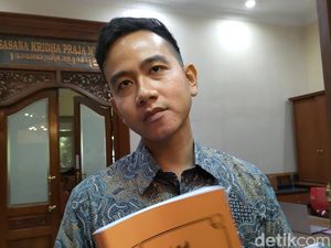 Fasilitasi Salat Id 2 Hari, Gibran: Jumat Silakan, Ikut Pemerintah Monggo