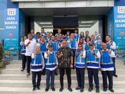 Andre Rosiade Puji Totalitas Jasa Marga Siaga Mudik: Rela Lebaran di Tol