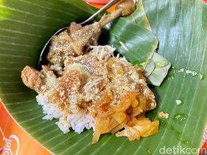 Liburan di Semarang? Jangan Lupa Jajan Nasi Ayam Enak di 5 Tempat Ini Liburan di Semarang? Jangan Lupa Jajan Nasi Ayam Enak di 5 Tempat Ini