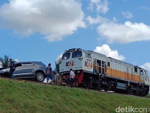 Herannya Saksi Mata: Bisa-bisanya Fortuner Nyelonong ke Rel Sumpiuh