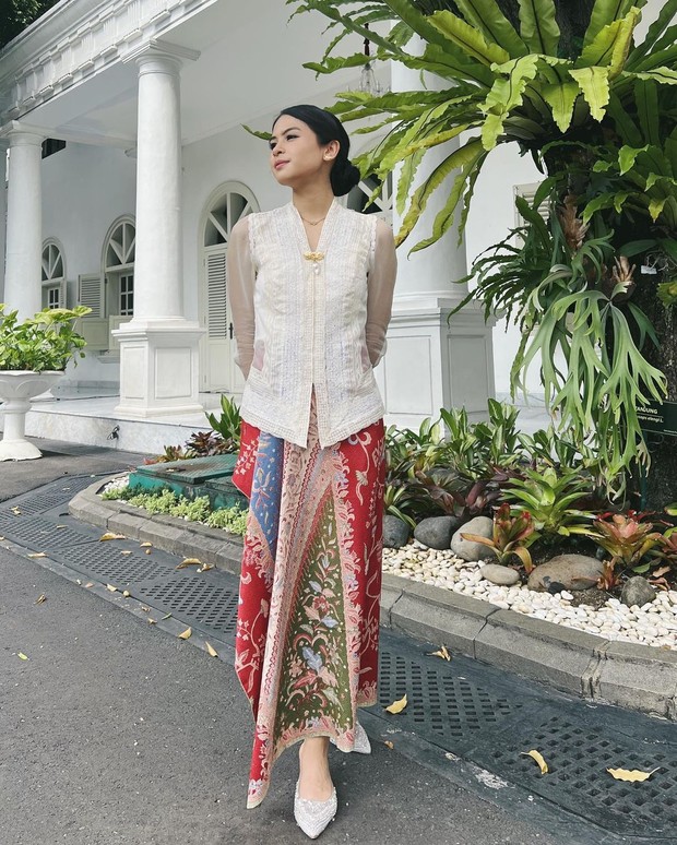 Foto: instagram.com/maudyayunda Kebaya Kartini/