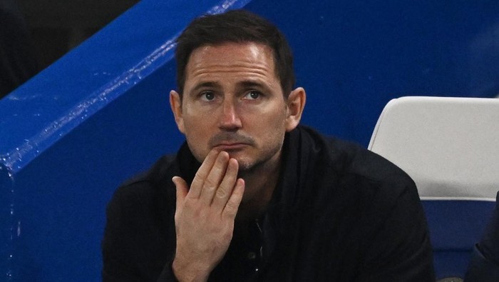 Soccer Football - Champions League - Quarter Final - Second Leg - Chelsea v Real Madrid - Stamford Bridge, London, Britain - April 18, 2023 Chelsea manager Frank Lampard REUTERS/Dylan Martinez