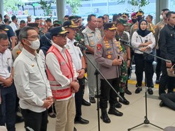 Kapolri: Peningkatan Volume Pemudik di Stasiun Senen sampai H+2 Lebaran