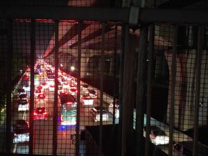 Jelang Dini Hari, Km 31 Tol Cikarang Arah Cikampek Macet