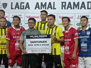 Cara Pemain Persib Berbagi di Bulan Ramadan Melalui Trofeo