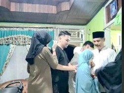 Kisah Haru Ibu Bertemu Anak Usai 5 Tahun Tidak Mudik ke Padang Sumbar