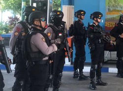 Pemudik Meningkat, Brimob & Satpol PP Perketat Pusat Keramaian di Klaten