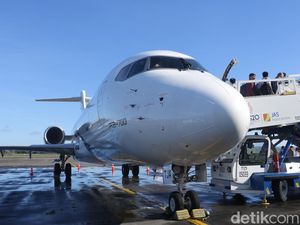 Sensasi Naik Pesawat China Pertama di Indonesia, Nggak Ada Goyang Karawang Sensasi Naik Pesawat China Pertama di Indonesia, Nggak Ada Goyang Karawang