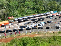 Ganjar Bangun Rest Area Fungsional di Tol Semarang-Solo untuk Pemudik