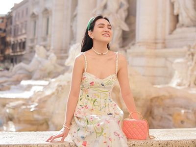 7 Gaya Stylish Shandy Aulia Liburan di Italia, Asik Habiskan Waktu Sama Anak