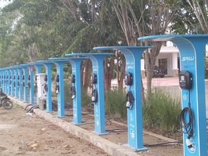 100 SPKLU di KTT ASEAN Labuan Bajo Bisa Layani 275 Kendaraan Listrik