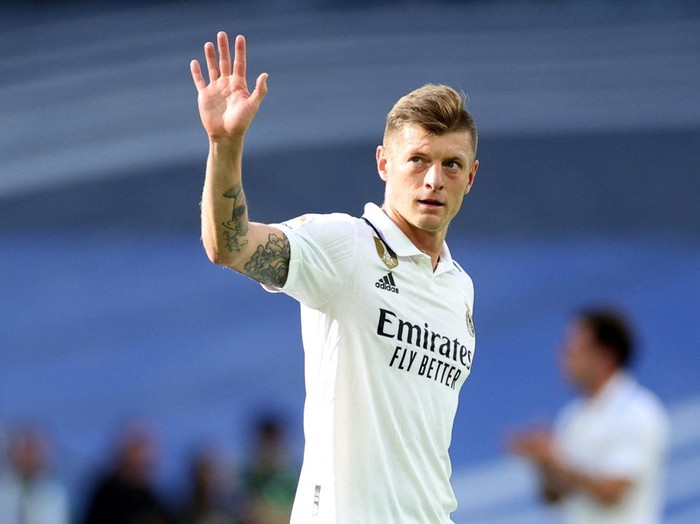 Soccer Football - LaLiga - Real Madrid v Real Valladolid - Santiago Bernabeu, Madrid, Spain - April 2, 2023 Real Madrid's Toni Kroos celebrates after the match REUTERS/Isabel Infantes