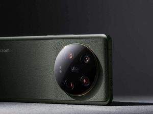 Xiaomi 13 Ultra Resmi Dirilis, Spesifikasi Sadis Harga Tak Bikin Meringis Xiaomi 13 Ultra Resmi Dirilis, Spesifikasi Sadis Harga Tak Bikin Meringis