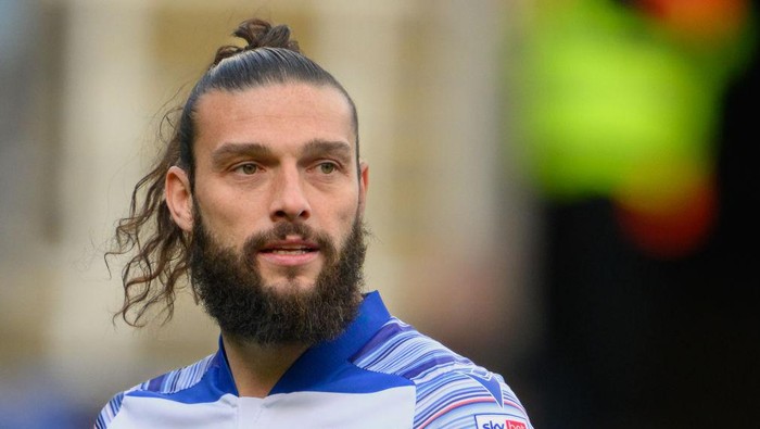 READING, ENGLAND - APRIL 15: Readings Andy Carroll during the Sky Bet Championship between Reading and Burnley at Select Car Leasing Stadium on April 15, 2023 in Reading, United Kingdom. (Photo by David Horton - CameraSport via Getty Images)