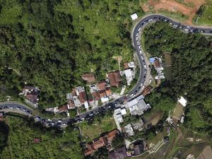 Arus Mudik di Jalur Selatan Macet, Ini Penampakannya Arus Mudik di Jalur Selatan Macet, Ini Penampakannya