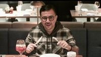 Mengenang Keseruan Carlo Saba Saat Ngopi dan Makan Es Krim