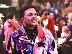 Carlo Saba Jadi Inspirasi Para Personil Kahitna