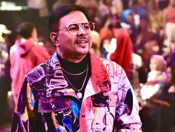 Kehilangan Carlo Saba, Kehilangan Suara Fenomenal