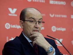 Kasus Suap Wasit Barcelona: Bos Sevilla Kritik Joan Laporta