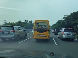 Salah Pilih Lajur Saat One Way, Pemudik Malah Terjebak Macet