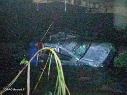 Kronologi Mobil Pemudik Asal Riau Hanyut di Sungai Tapsel, 8 Tewas