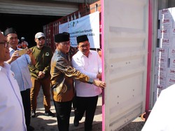 Waket MPR Puji Ekspor Perdana Bahan Makanan untuk Jemaah Haji