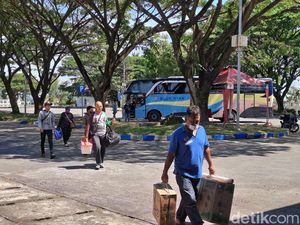 Cerita Pemudik Wonogiri: Macet Tak Separah Tahun Lalu tapi.... Cerita Pemudik Wonogiri: Macet Tak Separah Tahun Lalu tapi....