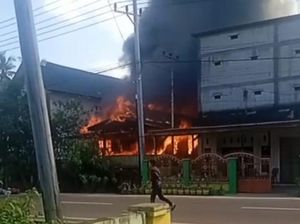 Tiga Rumah di Soppeng Terbakar Diduga Arus Pendek Listrik, 1 Korban Tewas
