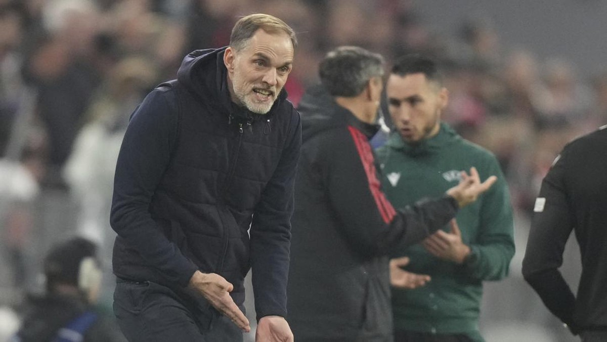 Pelatih Bayern Munich Thomas Tuchel mengkritik performa wasit di laga melawan Manchester City. (Foto: AP/Matthias Schrader)