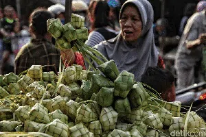 10 Tradisi Khas Lebaran di Indonesia