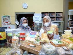 Bupati Ipuk Ajak Masyarakat Borong Kebutuhan Lebaran di UMKM