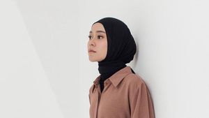 10 Gaya Lesti Kejora Pakai Tunik & Gamis, Laris di Tanah Abang untuk Lebaran