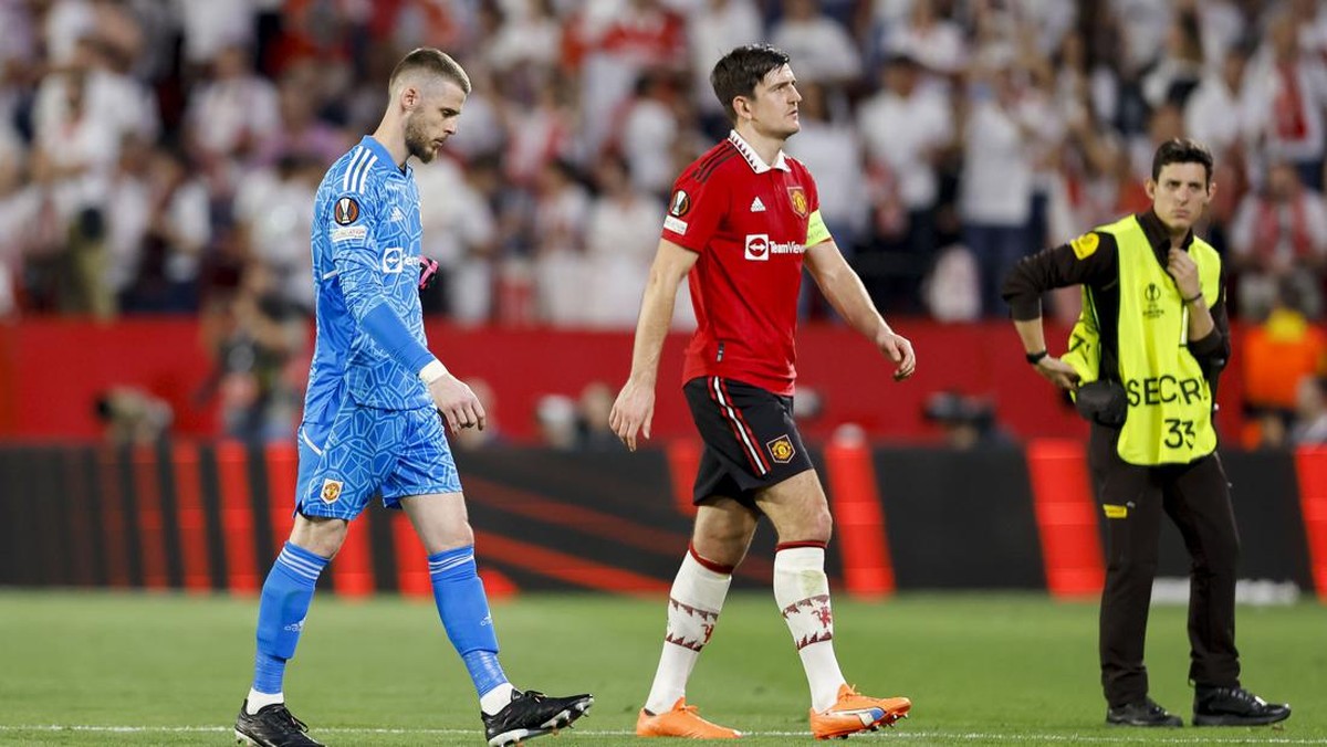 David De Gea dan Harry Maguire. (Foto: DeFodi Images via Getty Images/DeFodi Images)