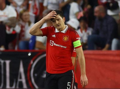 5 Kapten Senasib Harry Maguire